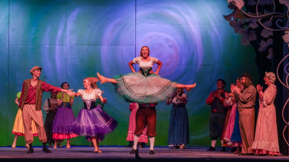 Dancers-got-to-shine-this-summer-in-Cinderella-at-The-Muni