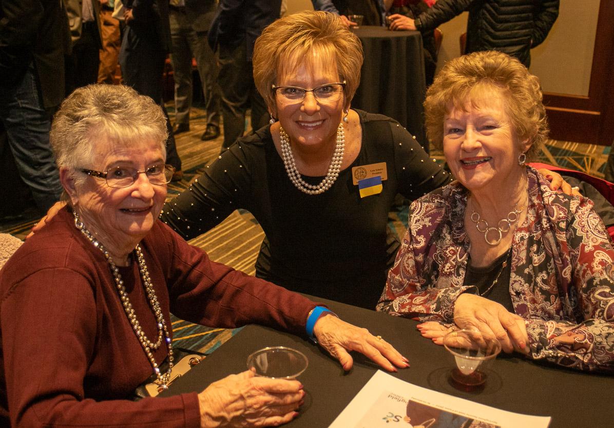 Delores Rodgers, Lesa Schaive, Irene Ralph